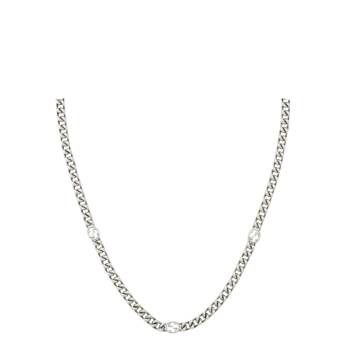 Collana Gucci Interlocking in argento ciondolo incrocio GG